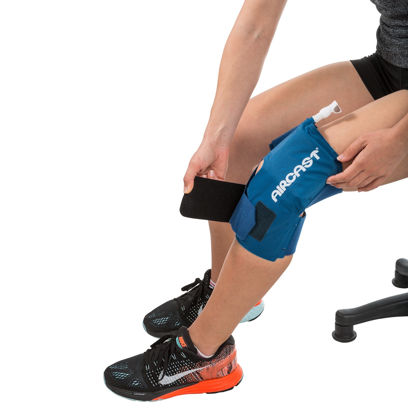 Aircast Knee Cryo/Cuff w/ Gravity Cooler Aircast Knee Cryo/Cuff w/ Gravity Cooler