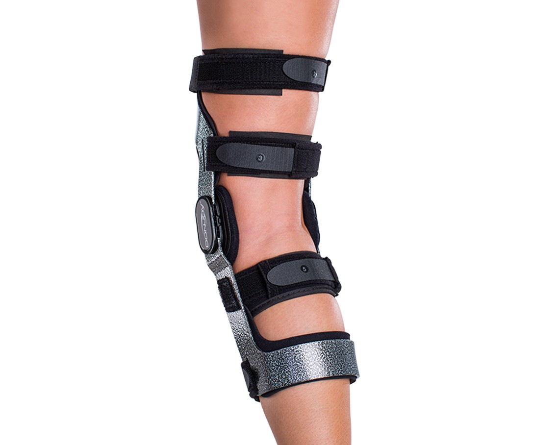 DonJoy Armor Knee Brace with Standard Hinge