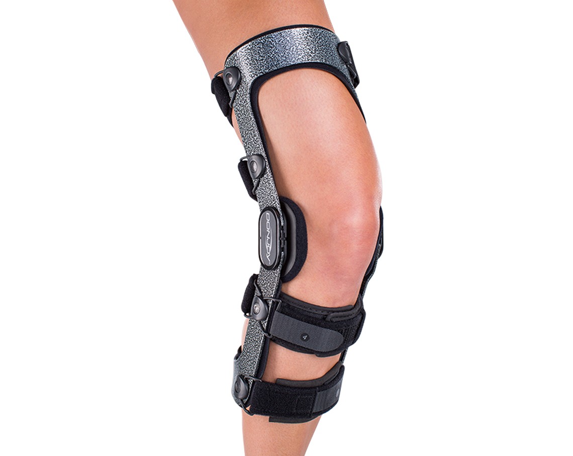 DonJoy Armor Knee Brace with Standard Hinge