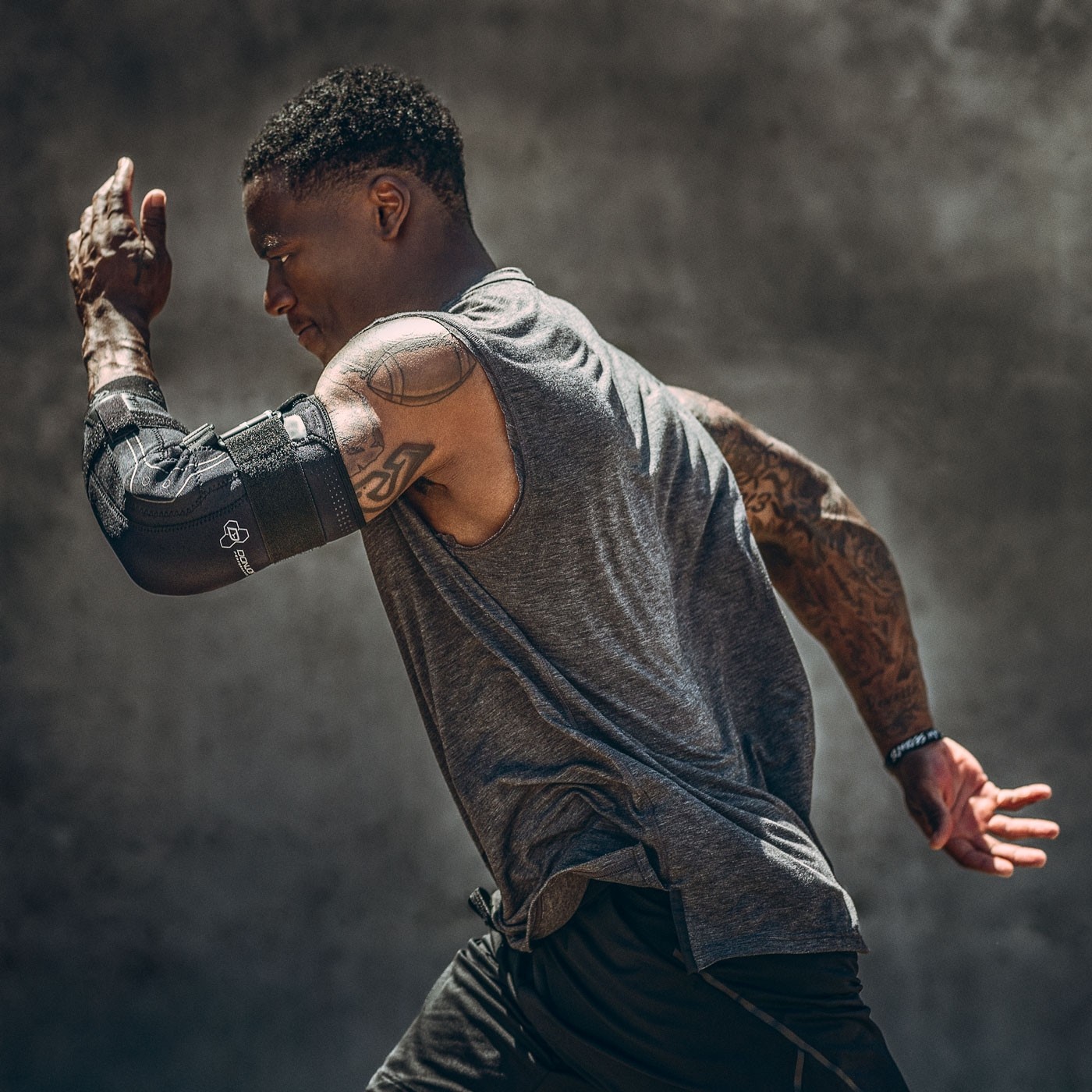 DonJoy Performance Bionic Elbow Brace II