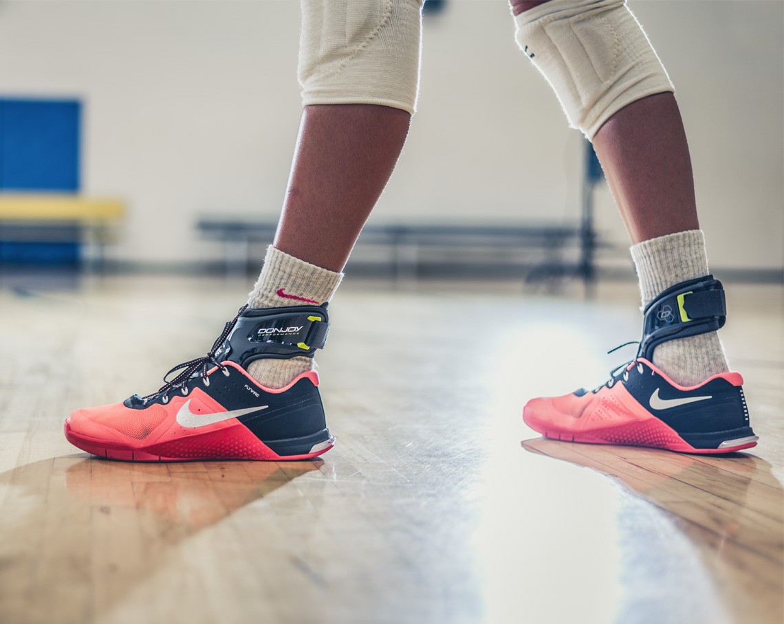 basketball shoes with built in ankle brace