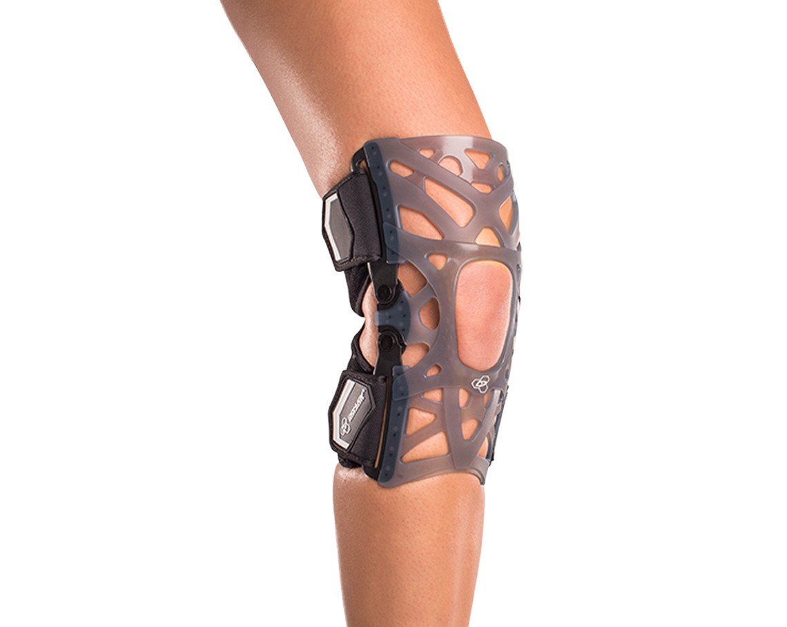 DonJoy Performance tech Knee Brace