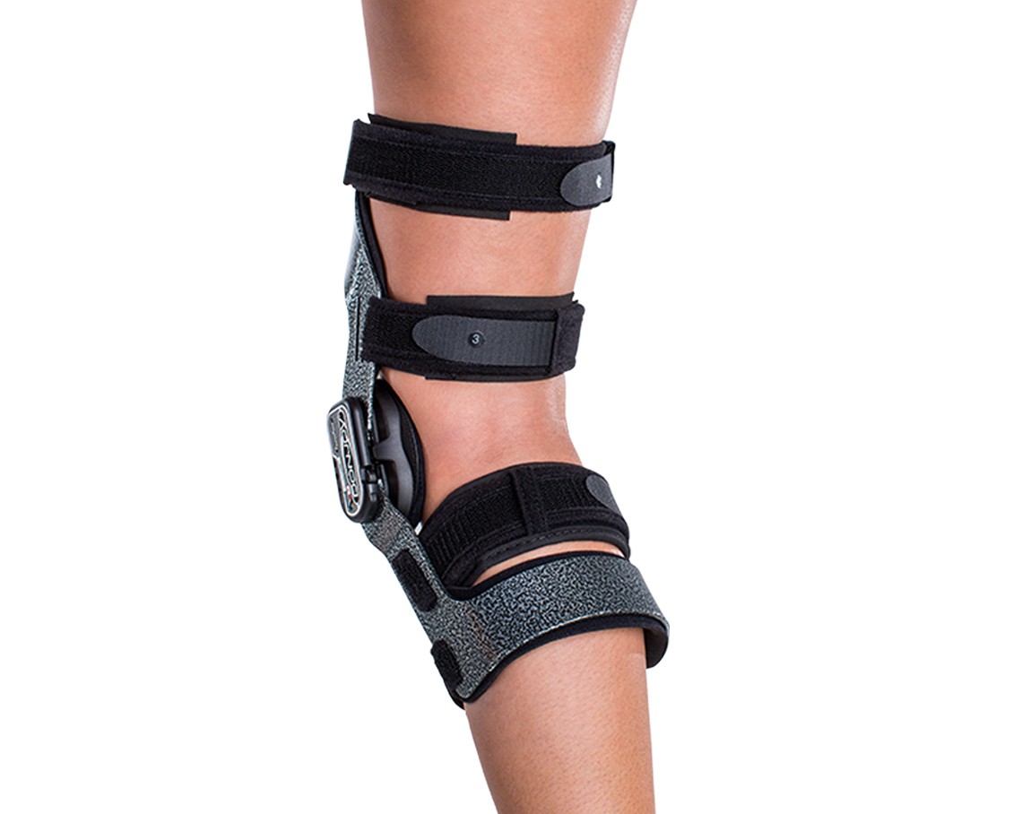 DonJoy Armor Knee Brace Ski Version