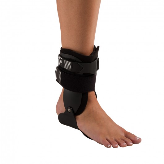 DonJoy Performance Rigid Stirrup Ankle Brace – Maximum Support