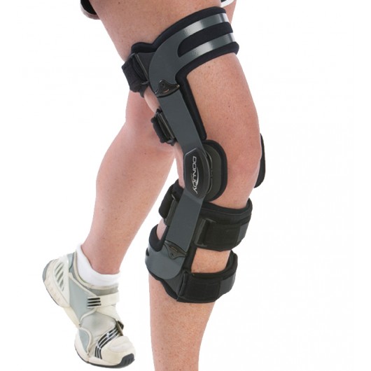 DonJoy OAdjuster Osteoarthritis Knee Brace