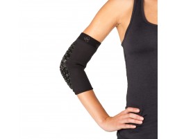 Defender Elbow Pad On Body Black - Front